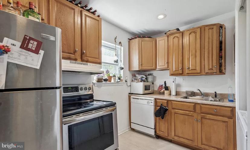 2606 W GIRARD AVENUE 2