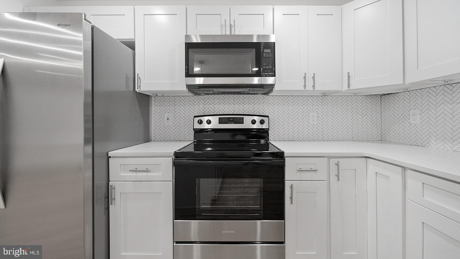 512 S 4TH STREET 1ST FL