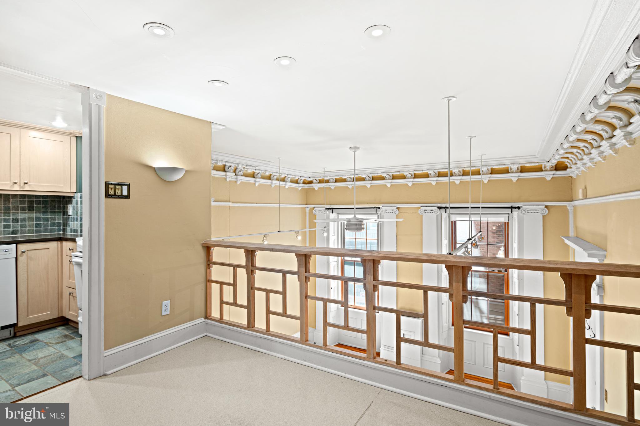 1008 SPRUCE STREET 20 1018 - 1M