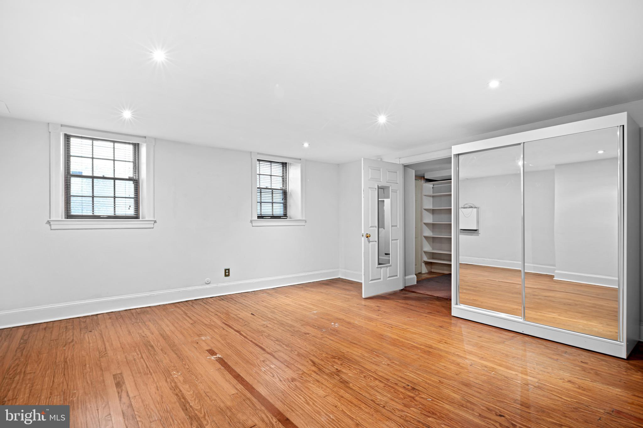 1008 SPRUCE STREET 20 1018 - 1M