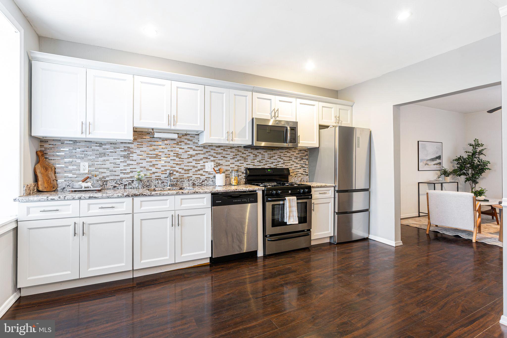 1015 FILLMORE STREET