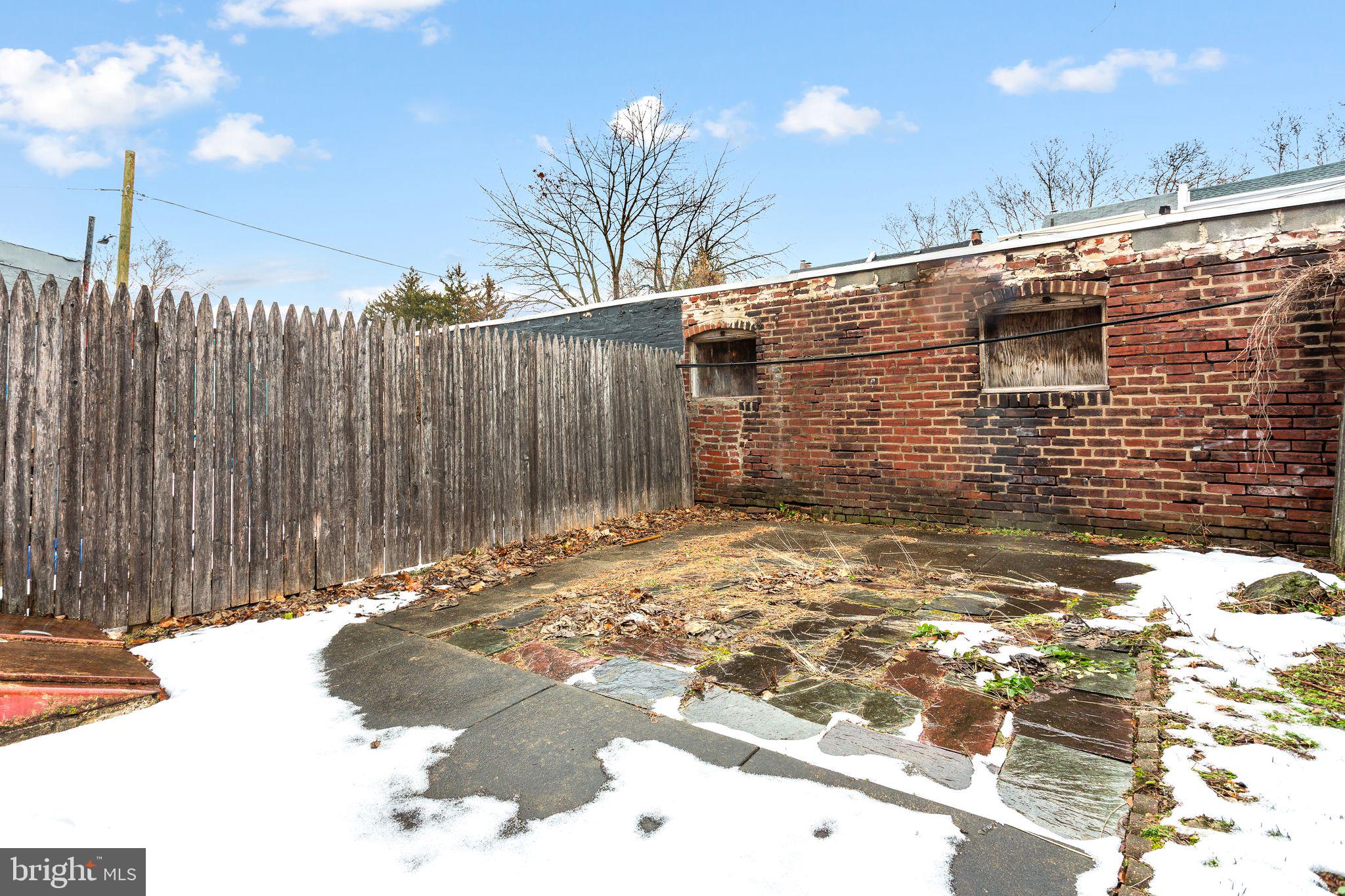 1015 FILLMORE STREET