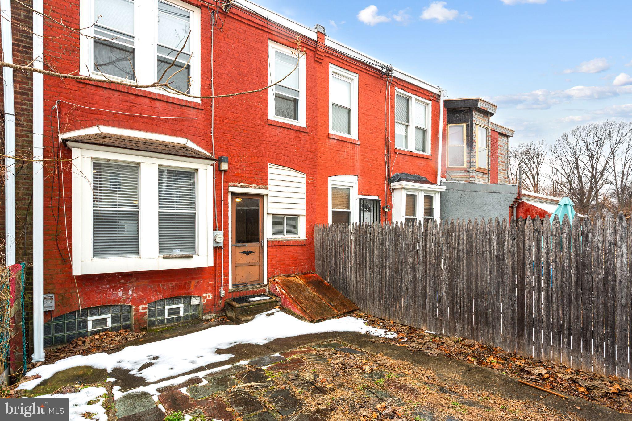 1015 FILLMORE STREET