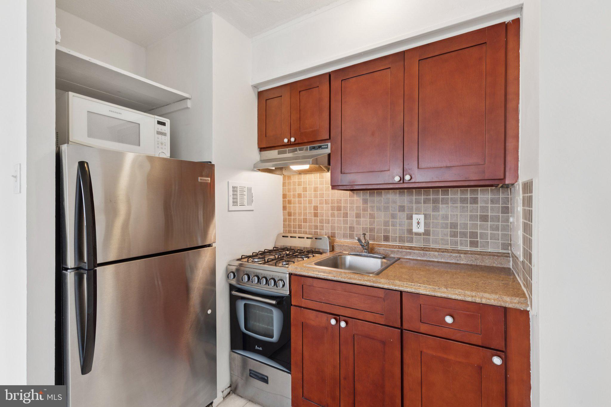 2101 CHESTNUT STREET 324