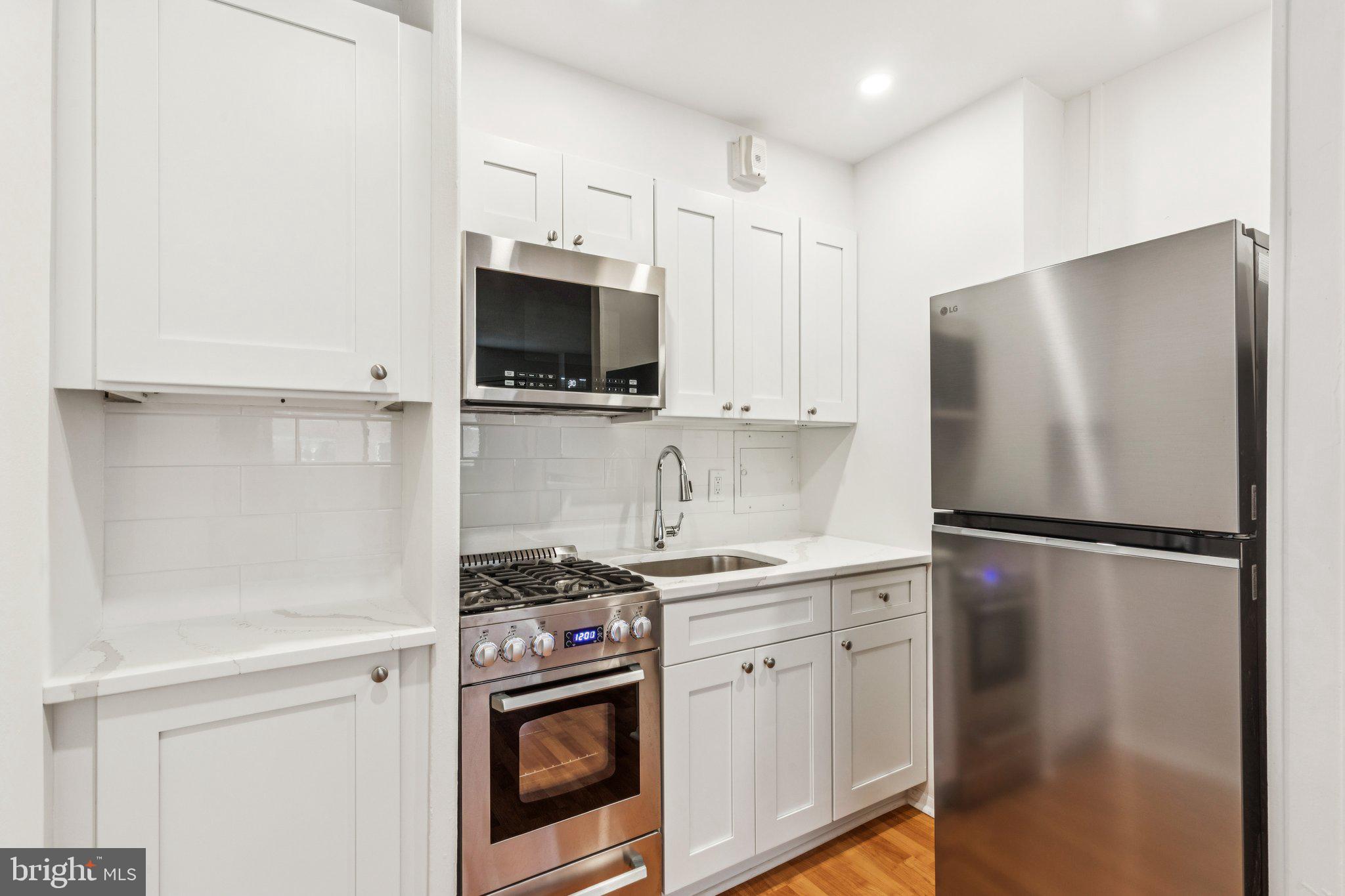 2101 CHESTNUT STREET 721