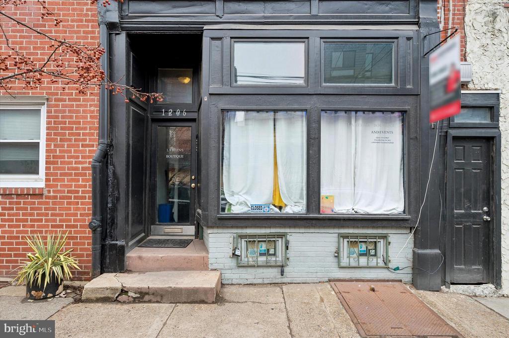 1206 N 5TH STREET