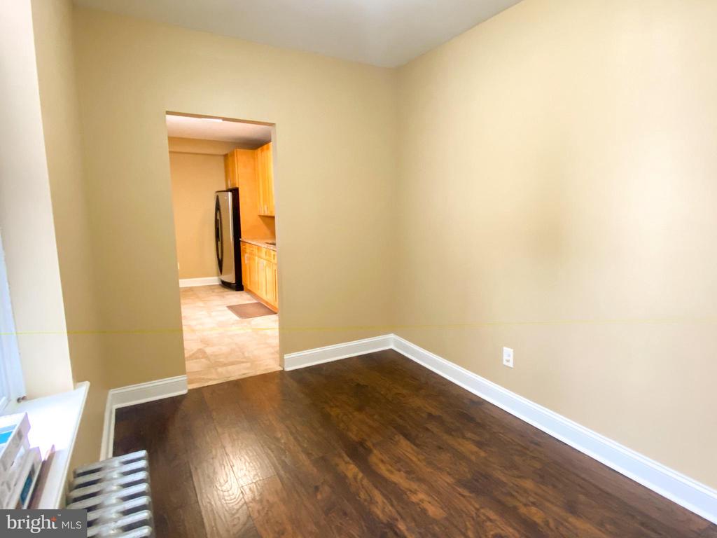 174 W MASTER STREET