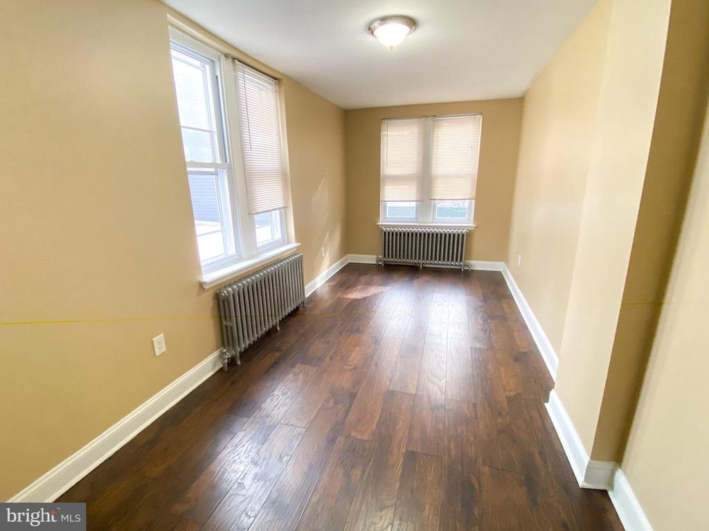 174 W MASTER STREET