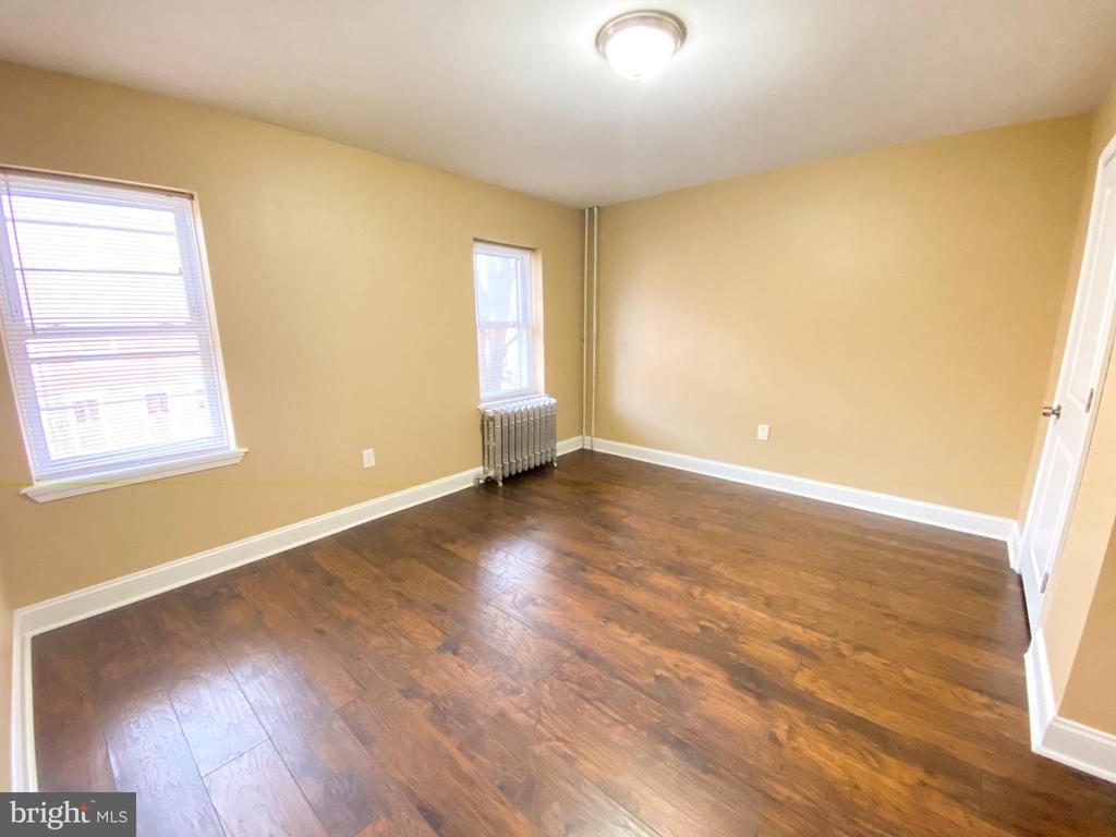 174 W MASTER STREET