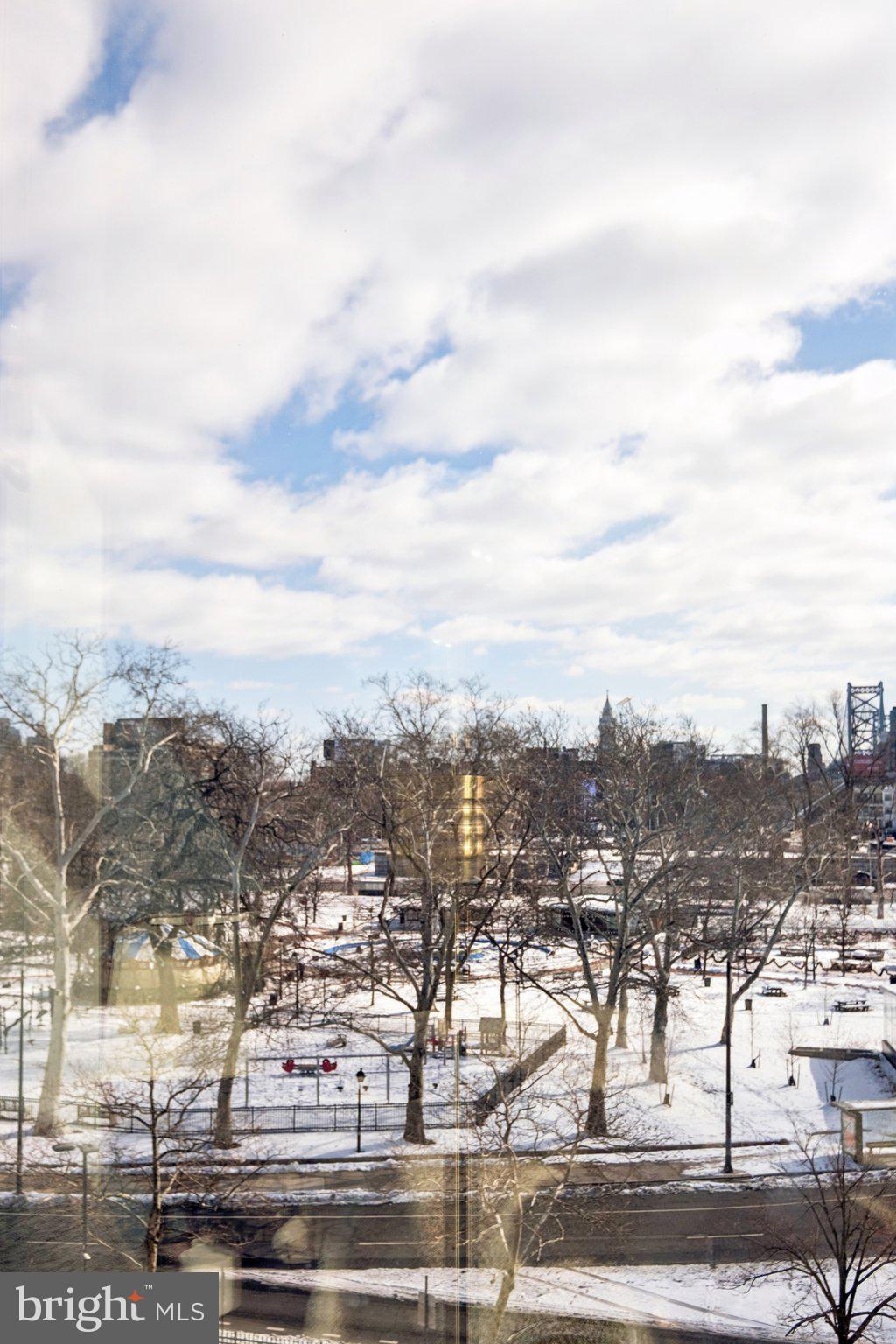 201 N 8TH STREET 59 403