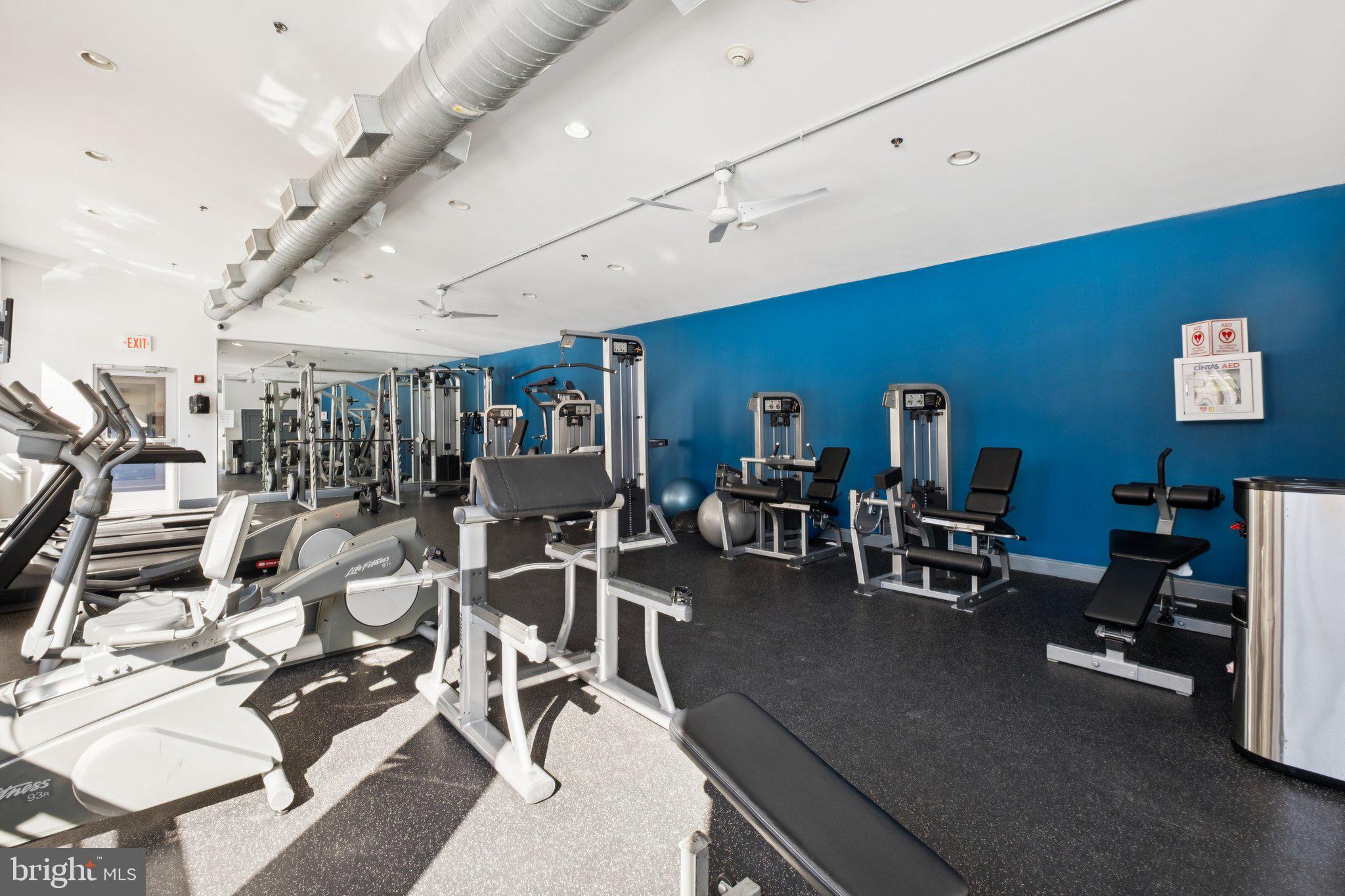 201 N 8TH STREET 59 403