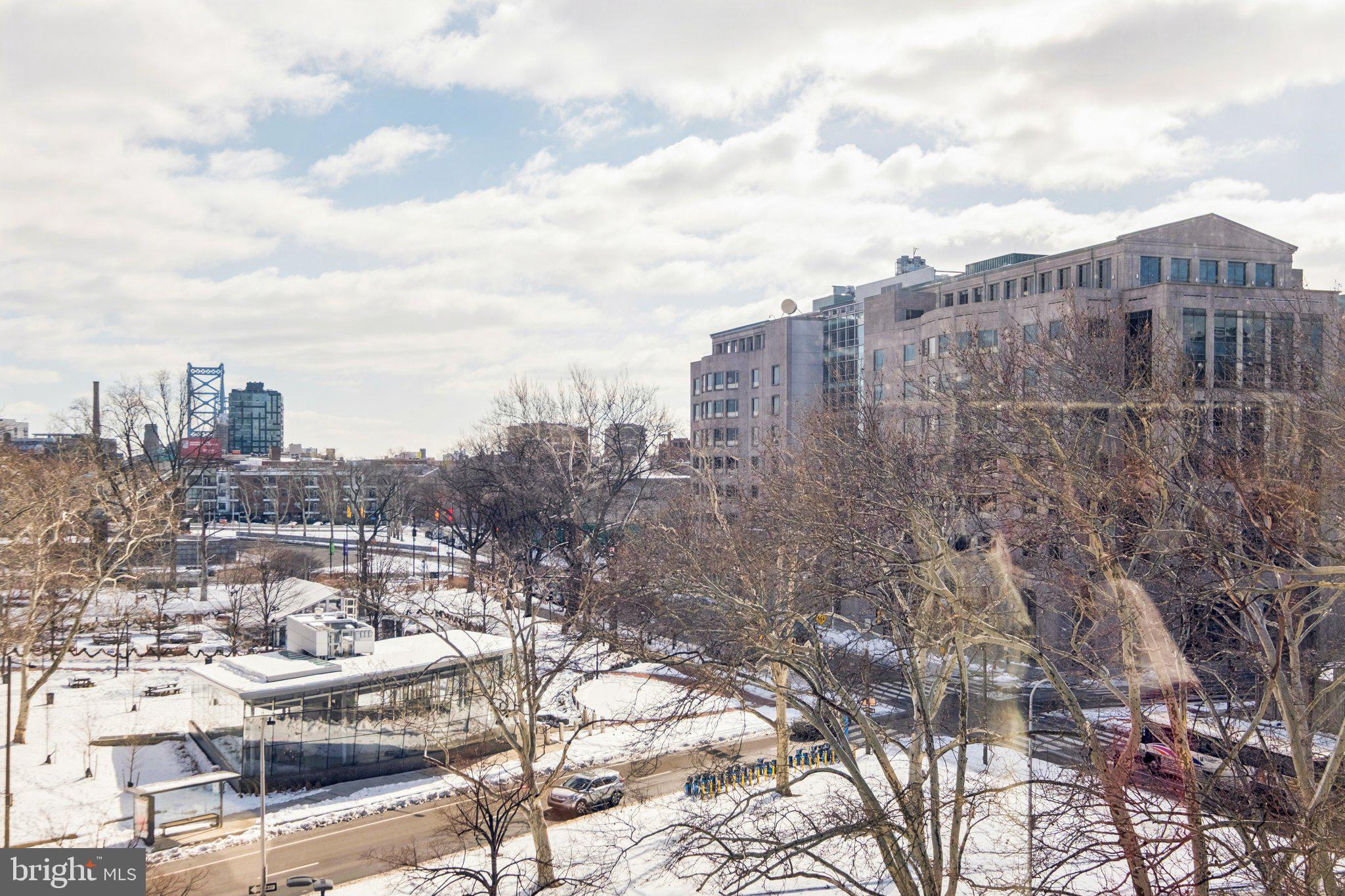 201 N 8TH STREET 59 403