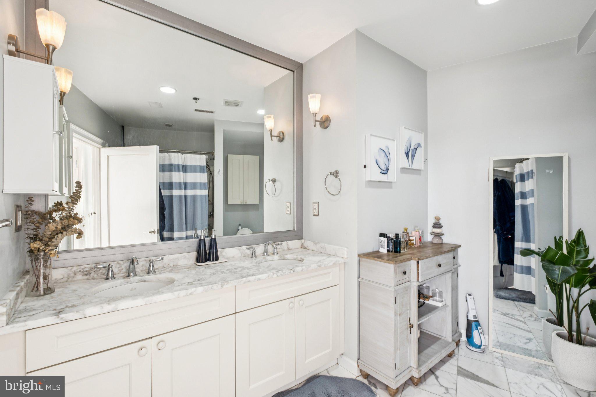 201 N 8TH STREET 59 403