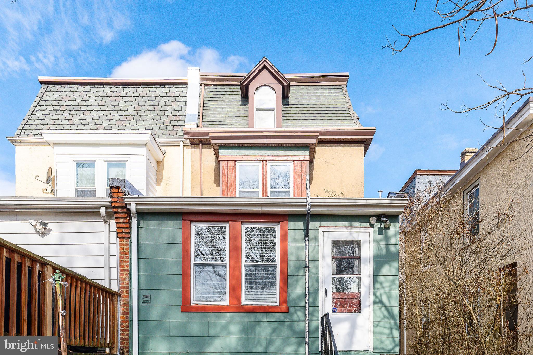 551 LEVERINGTON AVENUE