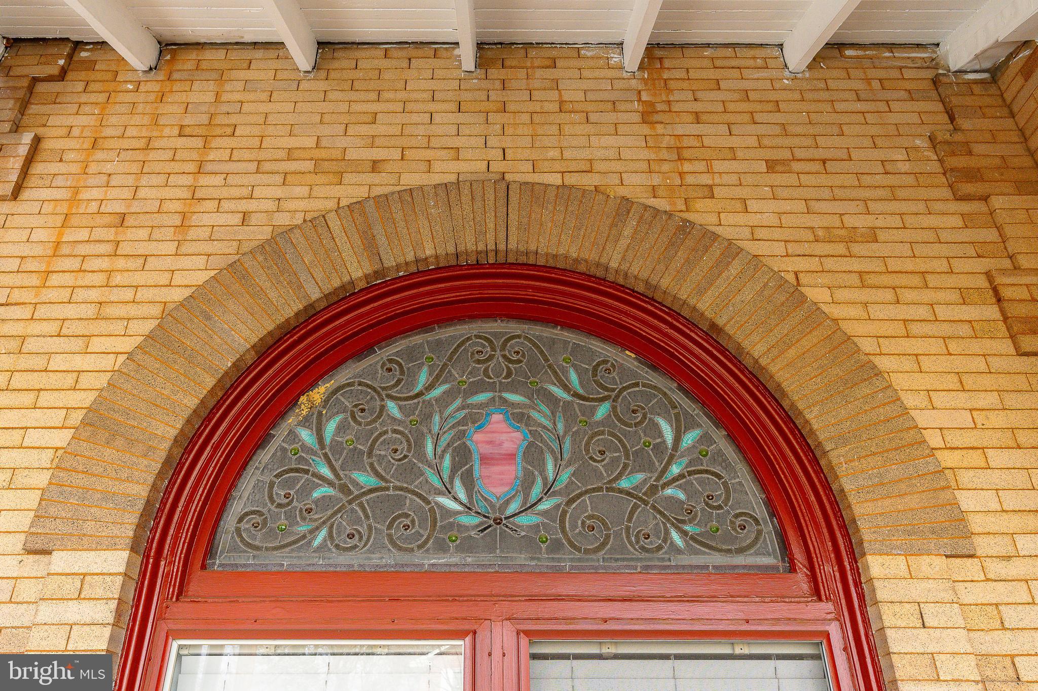 551 LEVERINGTON AVENUE