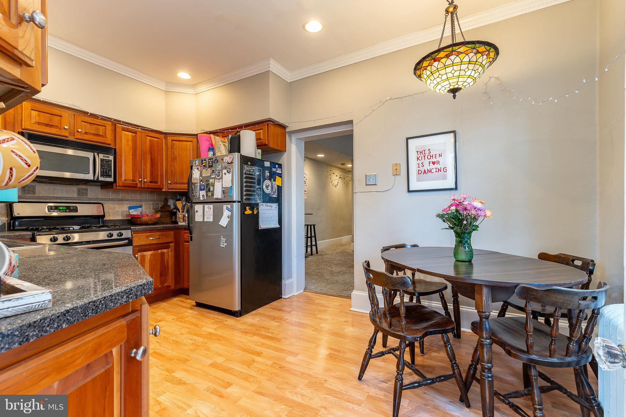 551 LEVERINGTON AVENUE