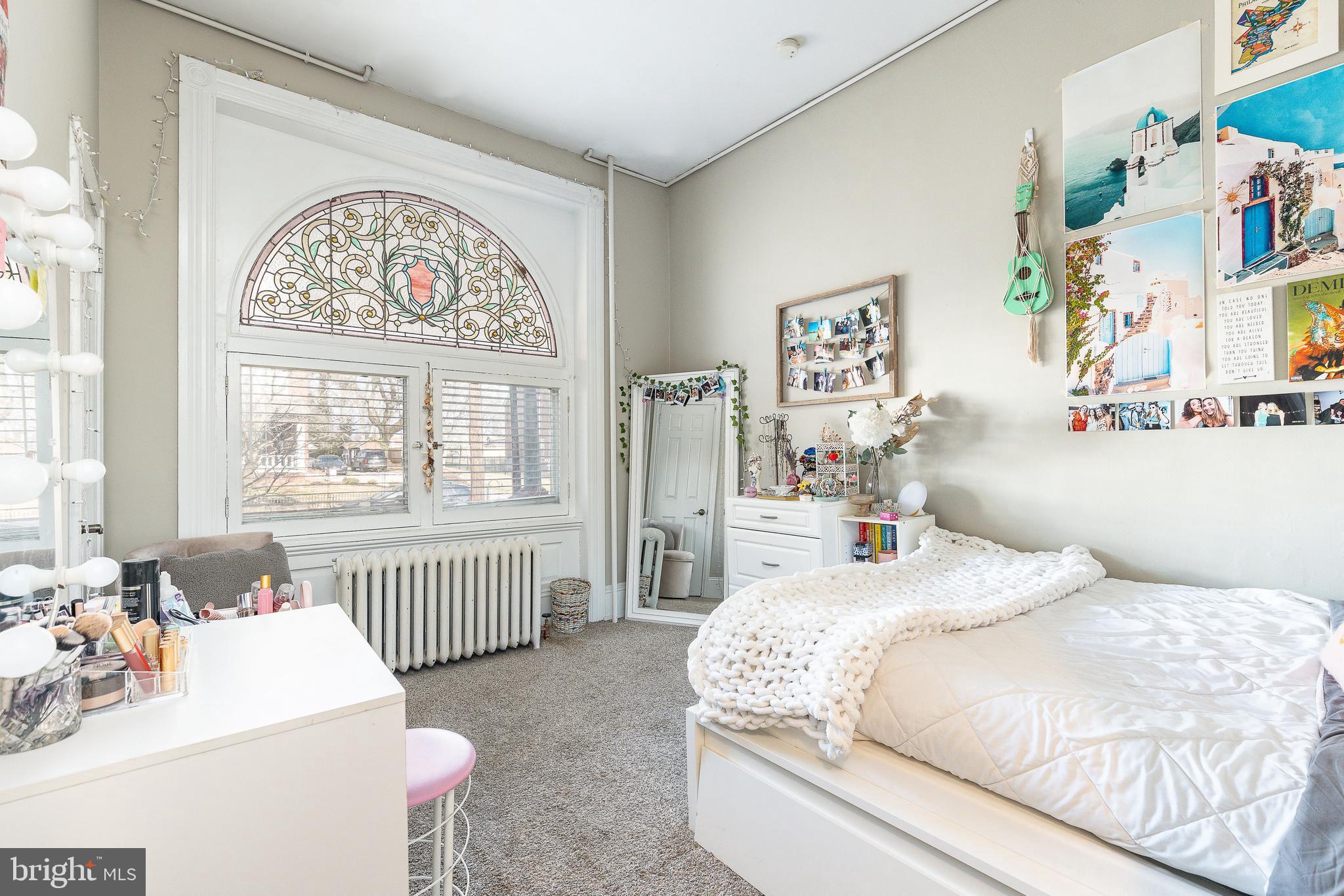 551 LEVERINGTON AVENUE