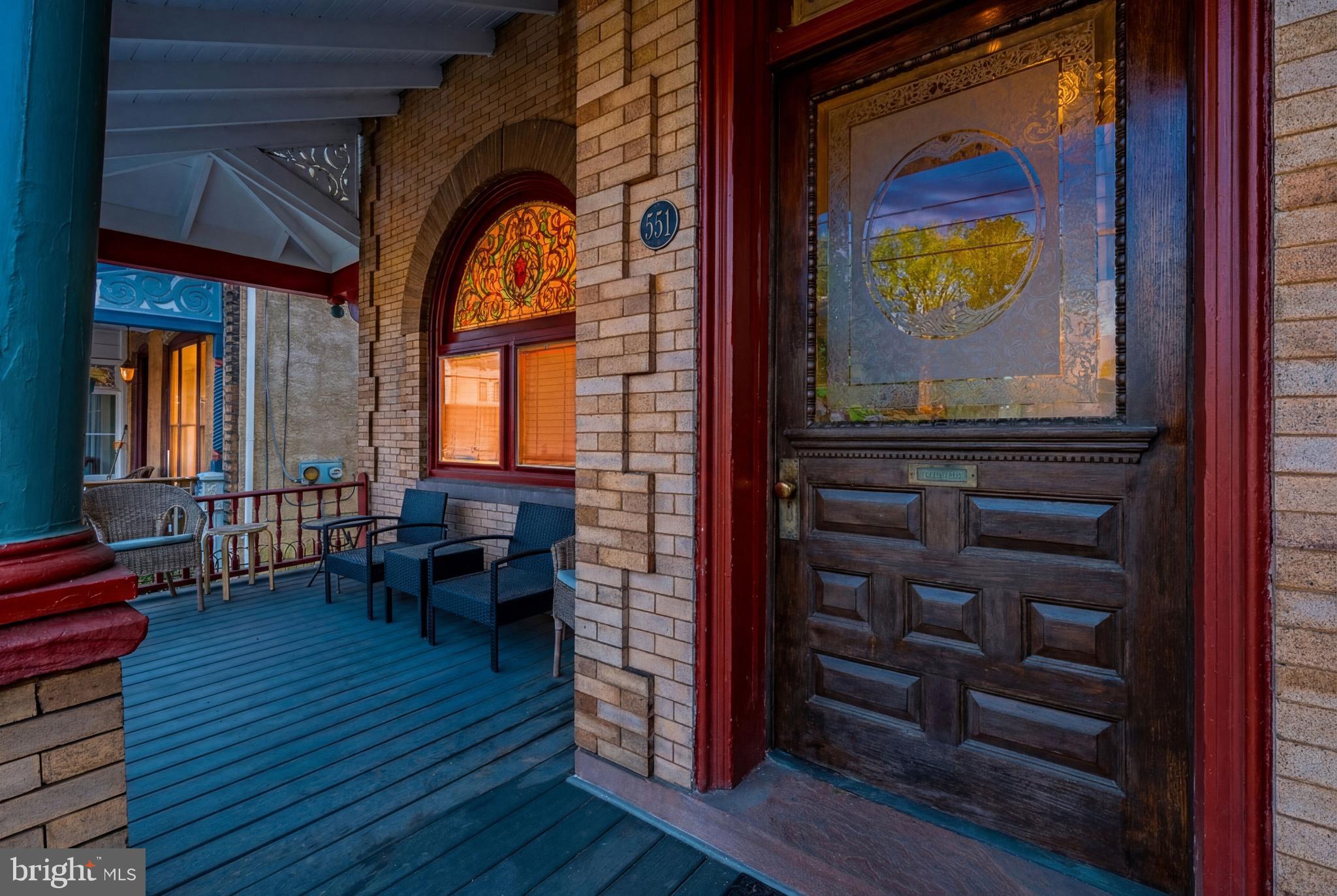 551 LEVERINGTON AVENUE