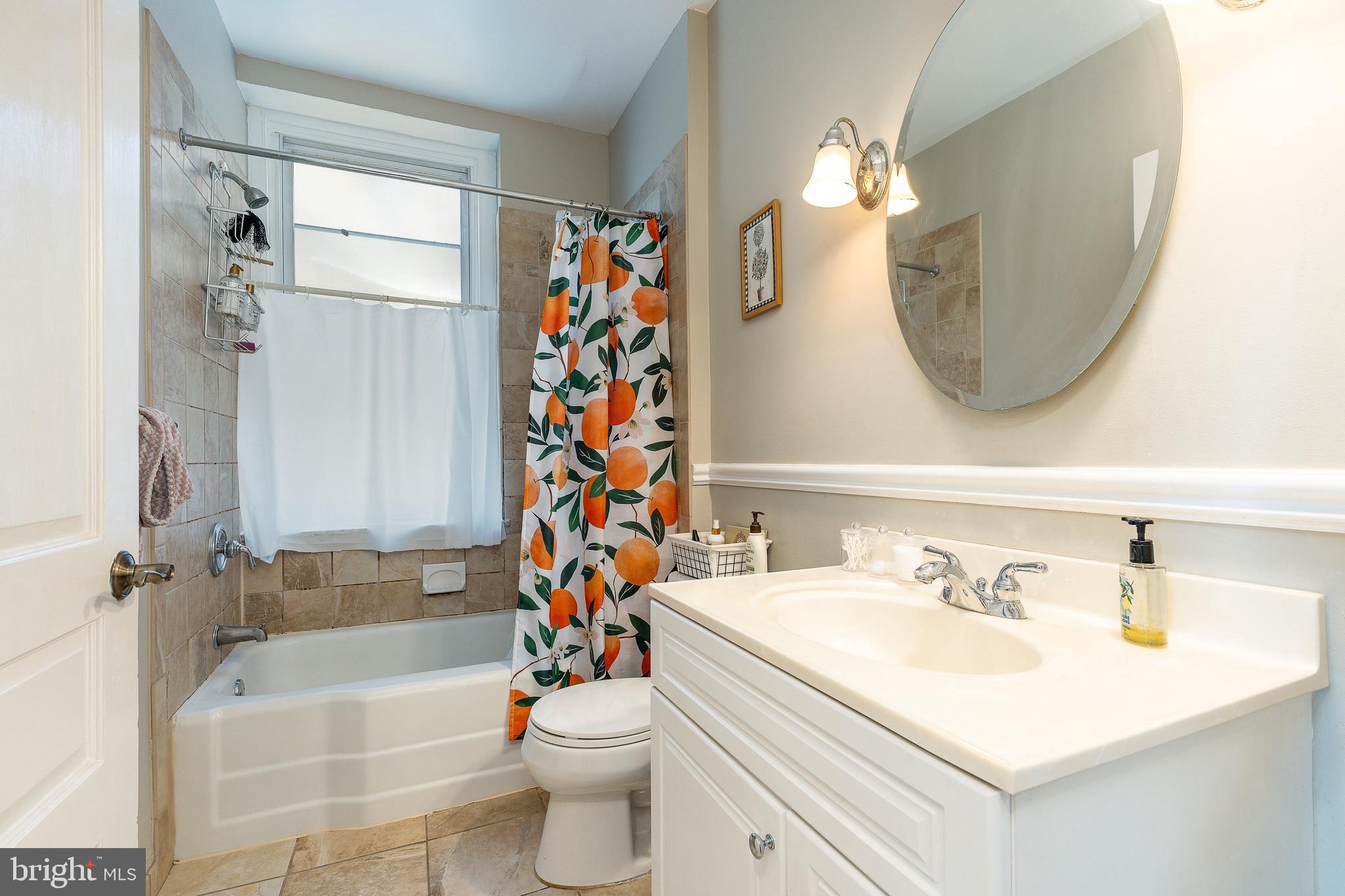 551 LEVERINGTON AVENUE