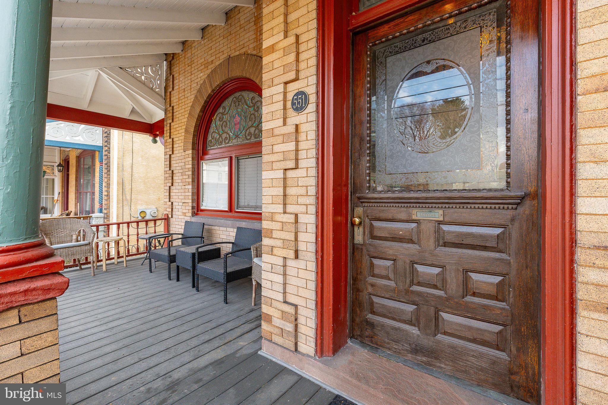 551 LEVERINGTON AVENUE