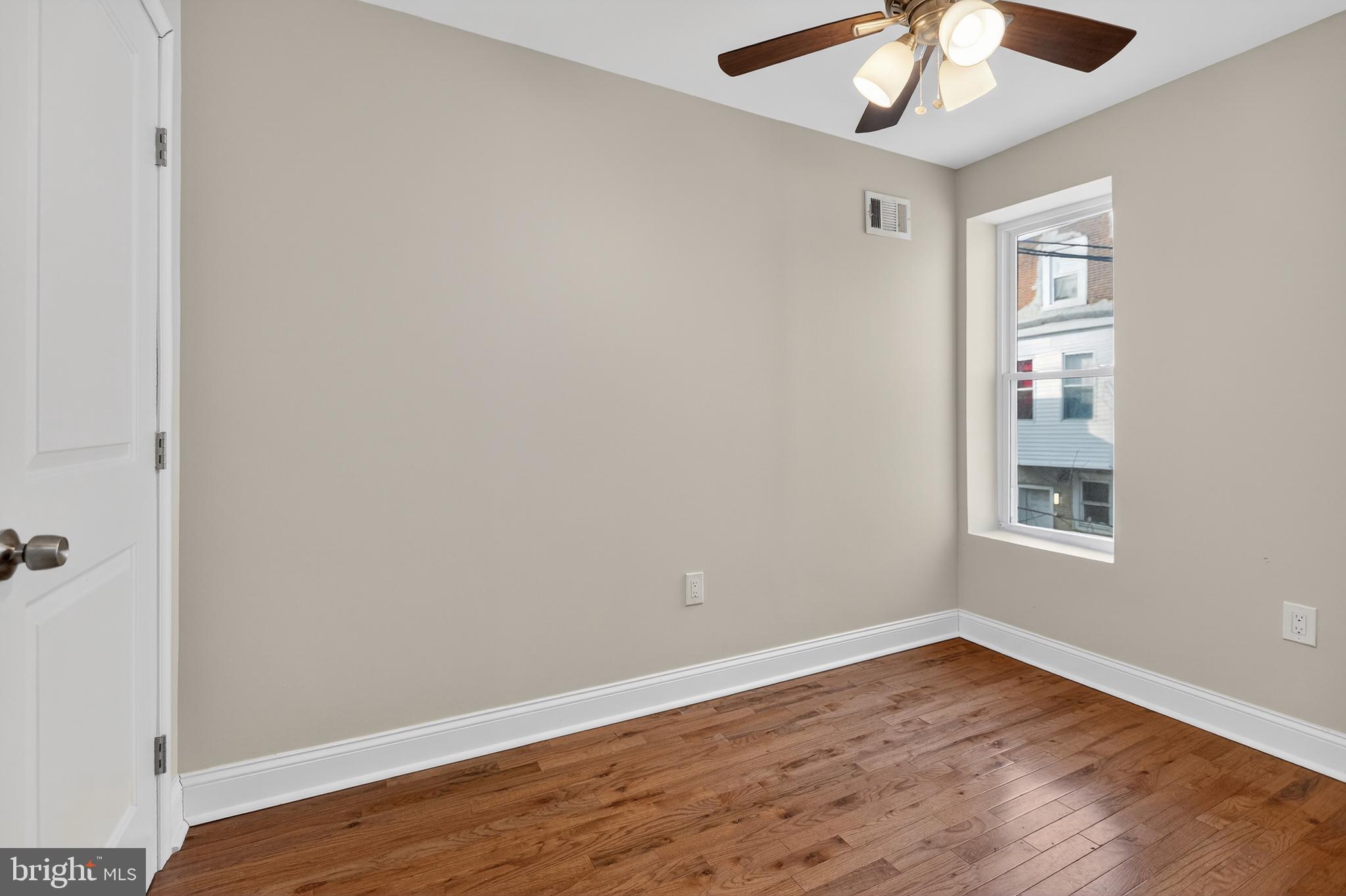 2543 NICHOLAS STREET