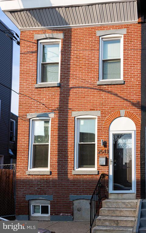2543 NICHOLAS STREET