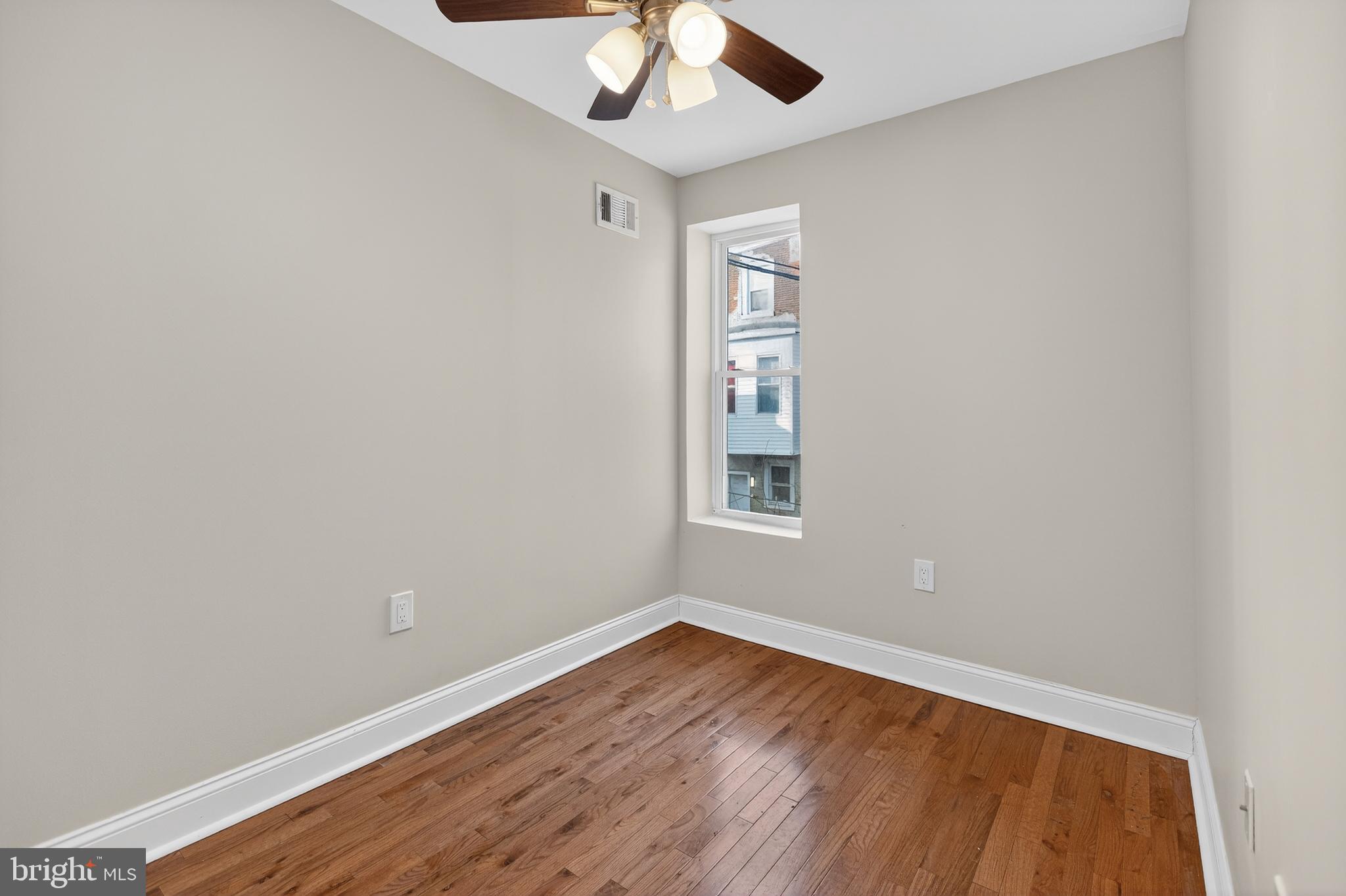 2543 NICHOLAS STREET