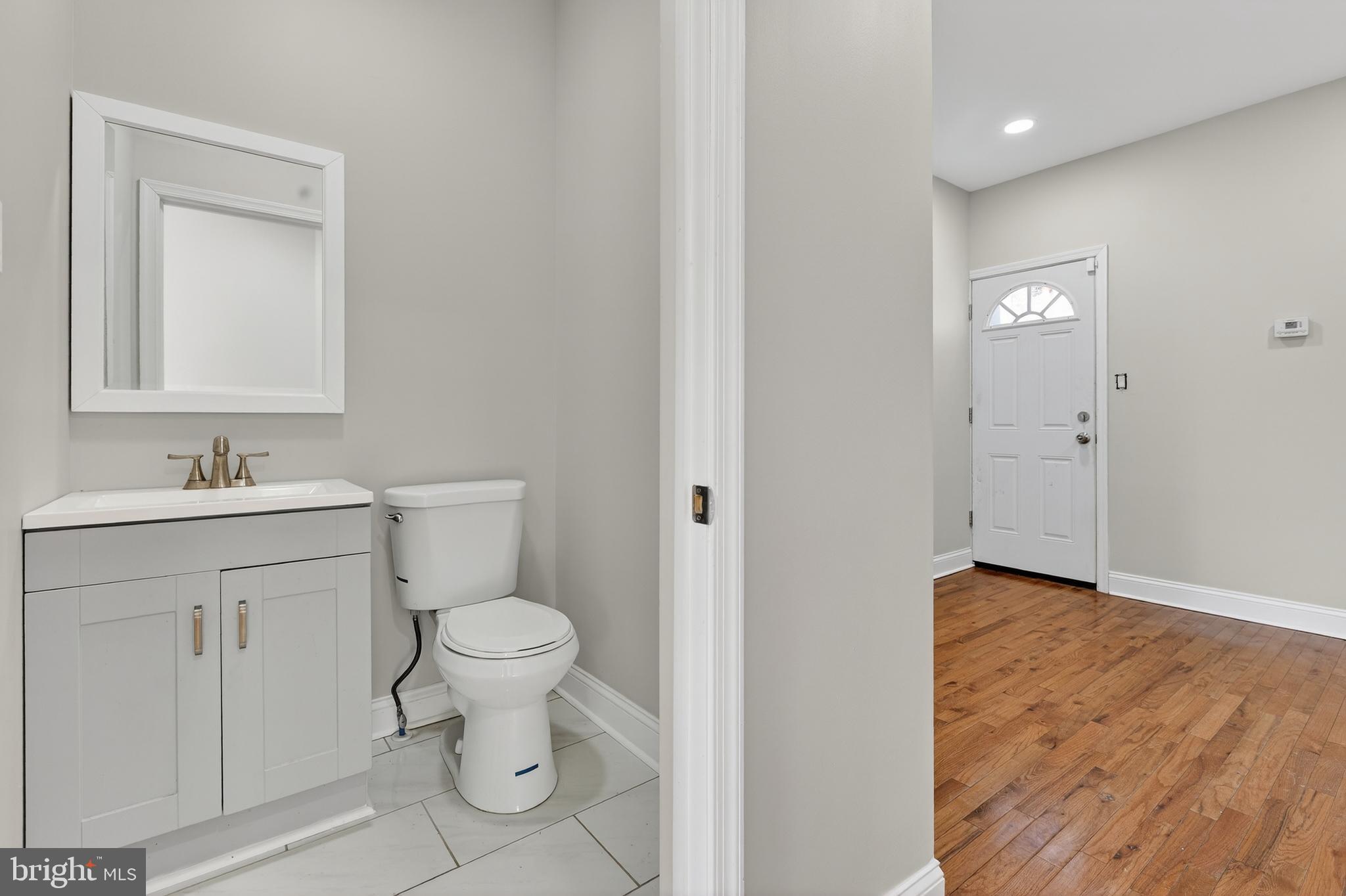 2543 NICHOLAS STREET