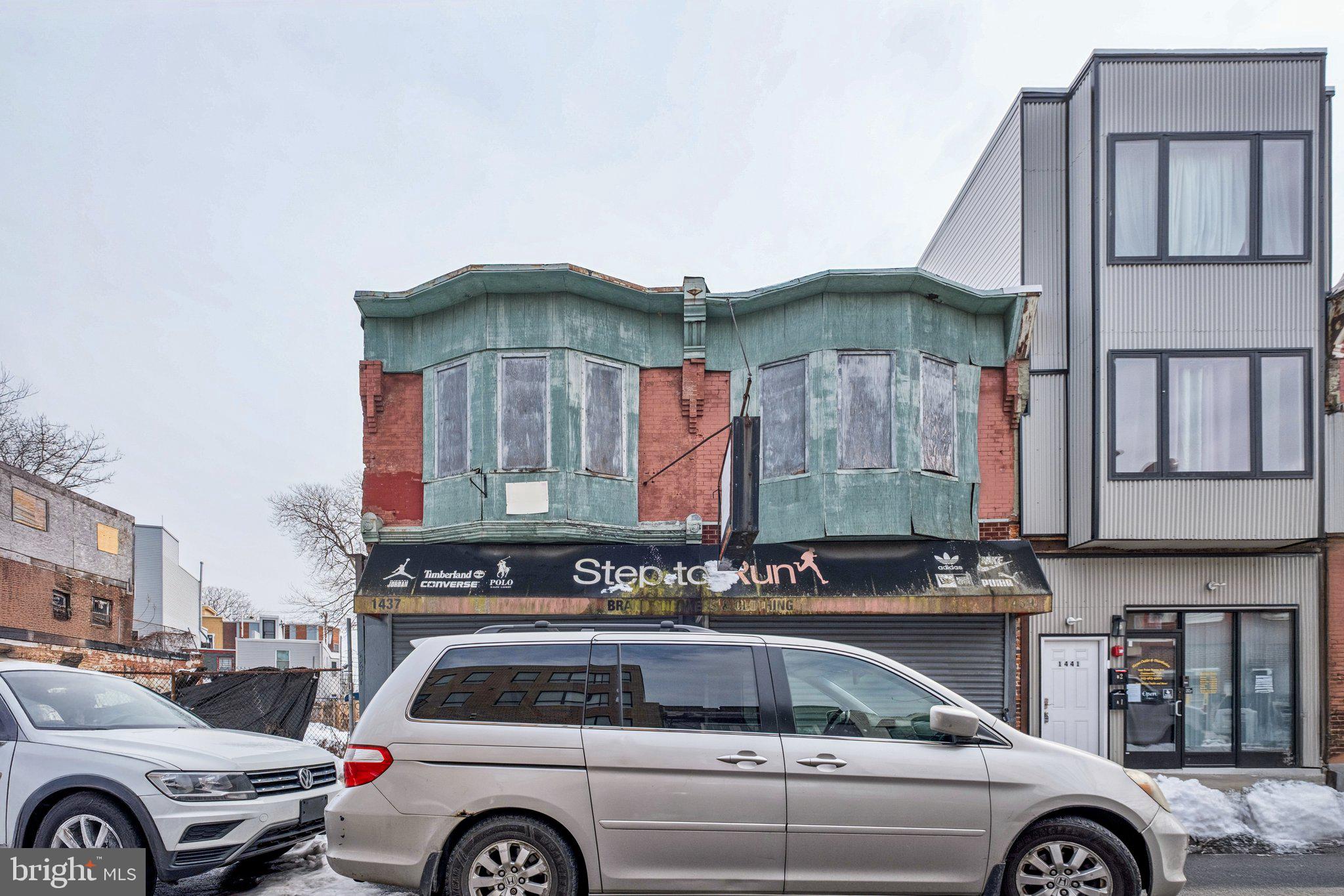 1437 POINT BREEZE AVENUE 39