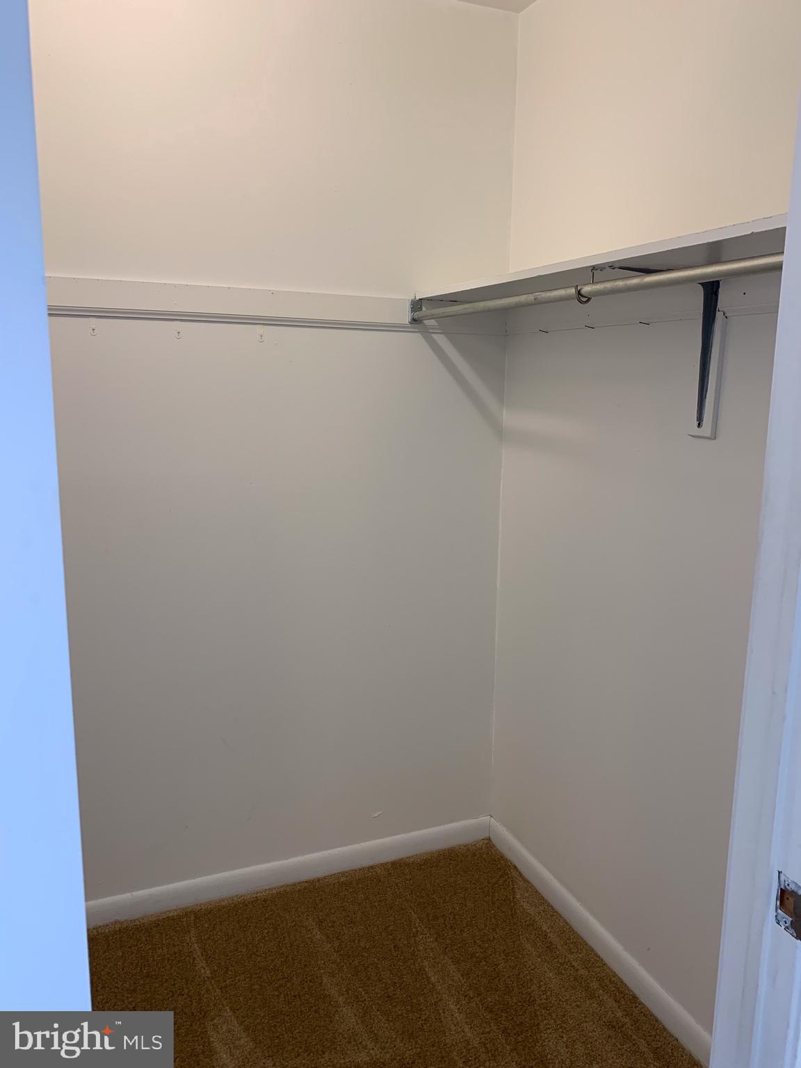 1207 LOCUST STREET 2F