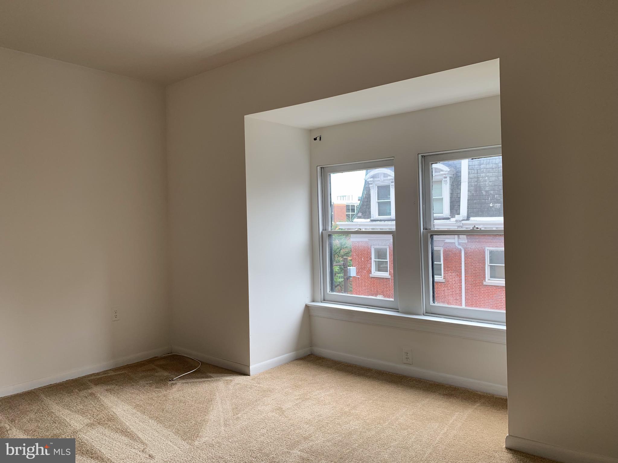 1207 LOCUST STREET 2F