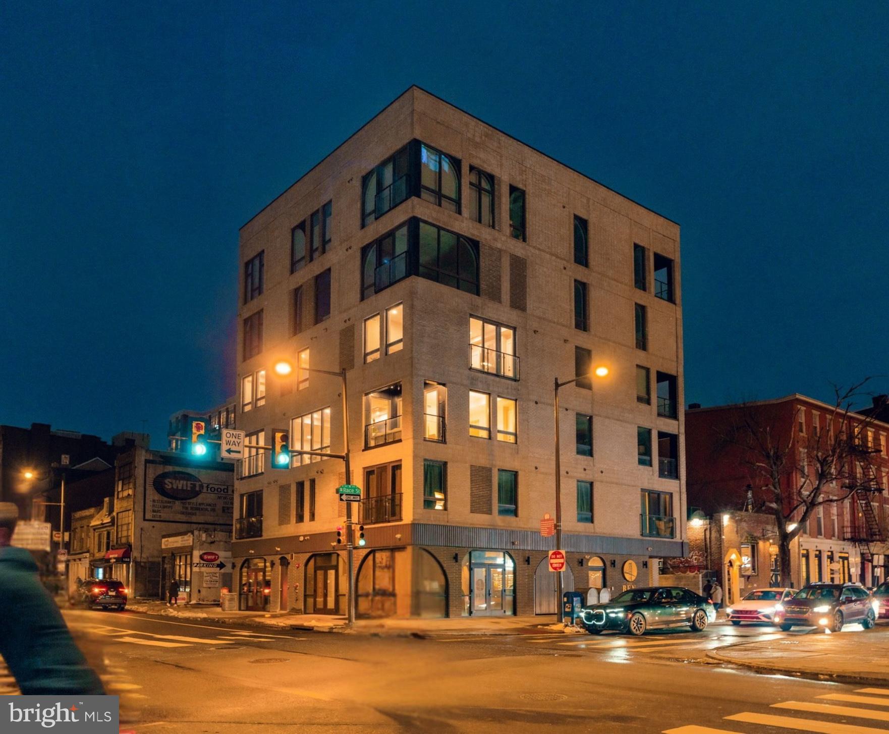 160 N 2ND STREET 64 3R