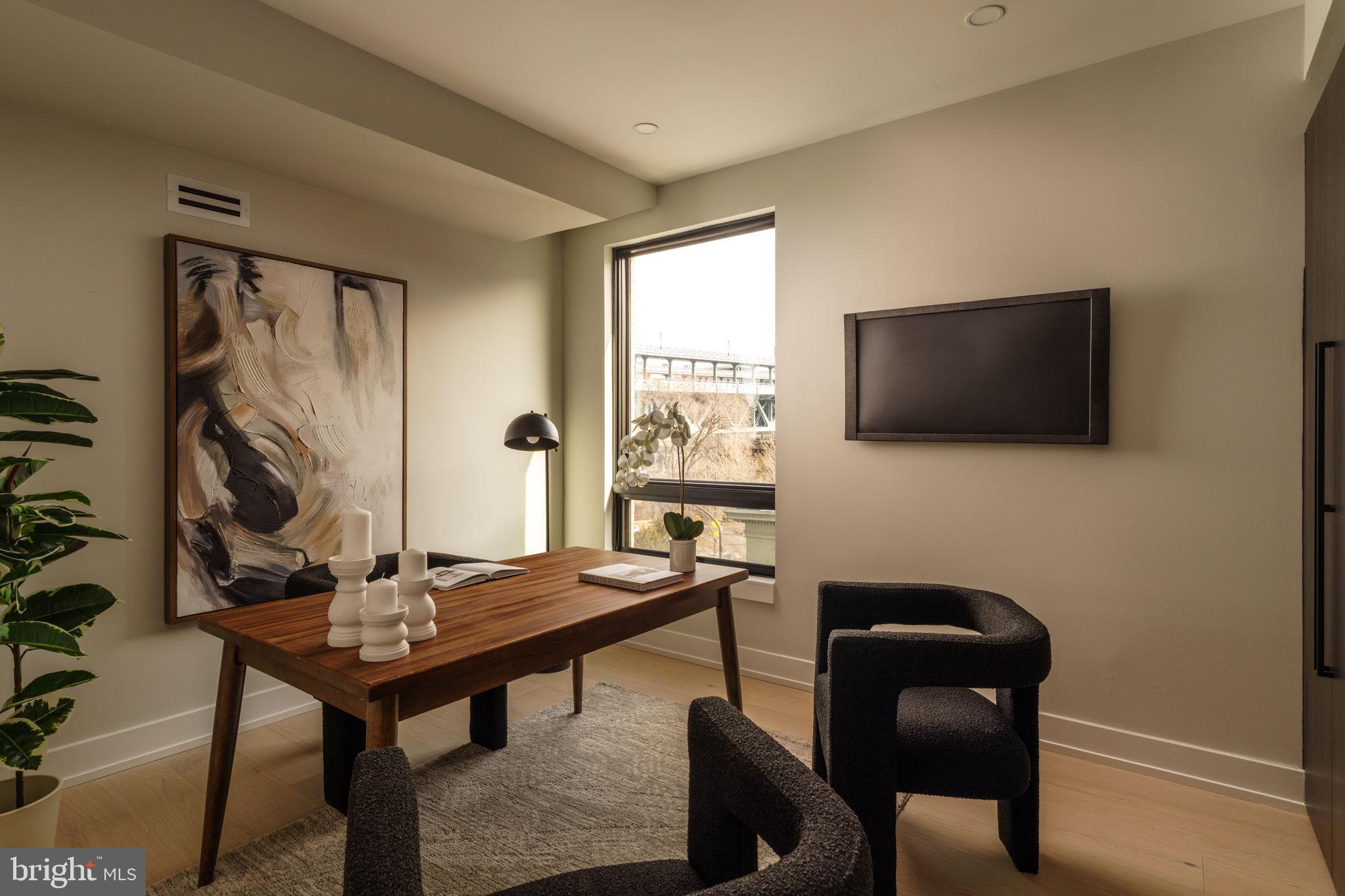 160 N 2ND STREET 64 3R