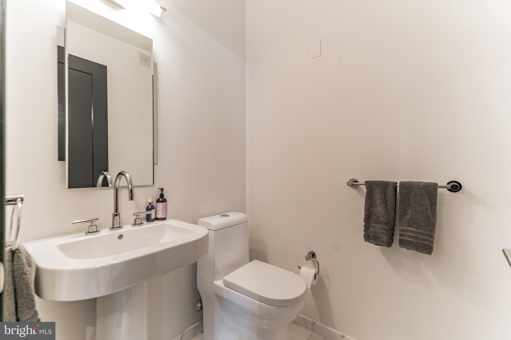 1414 S PENN SQUARE 19H