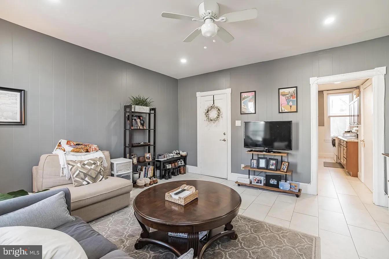 3568 INDIAN QUEEN LANE 2