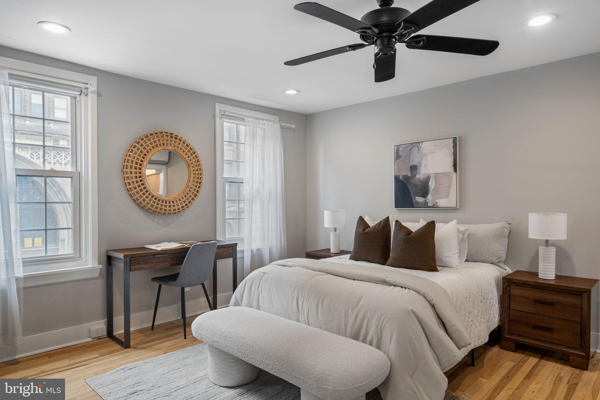 619 E THOMPSON STREET