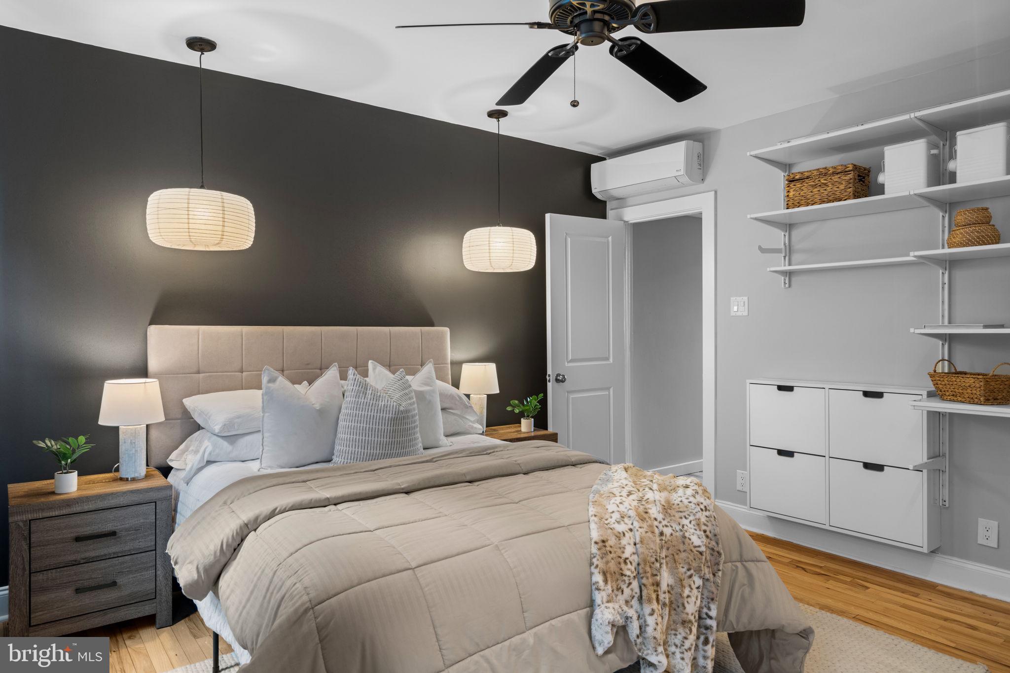 619 E THOMPSON STREET