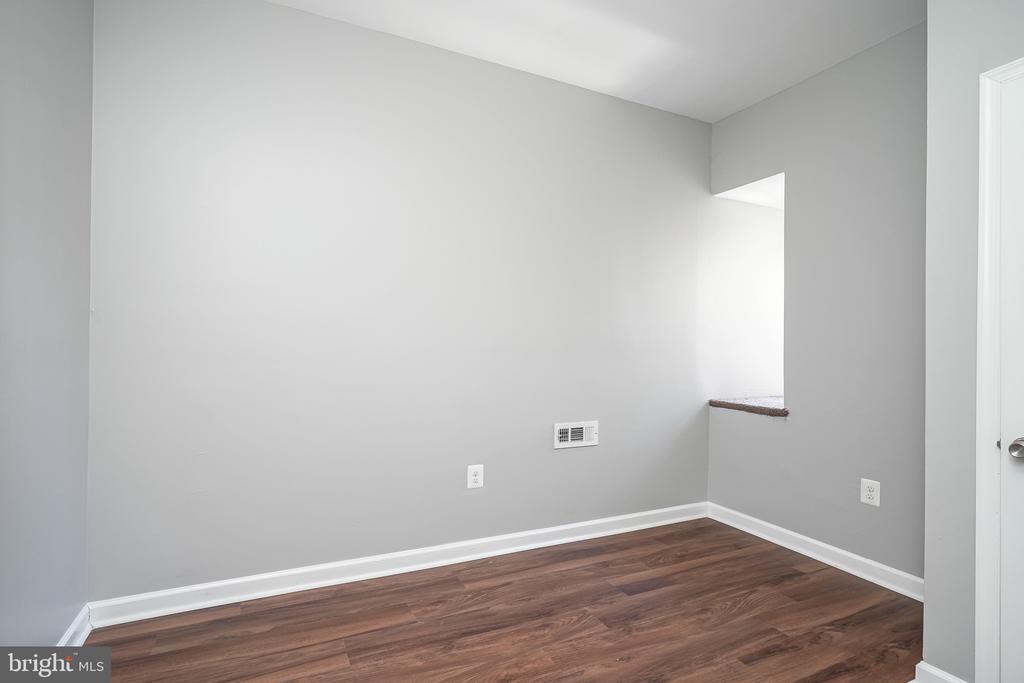 1227 24TH STREET