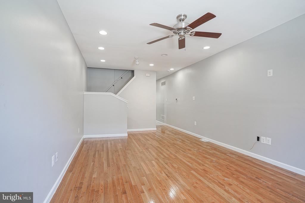1227 24TH STREET