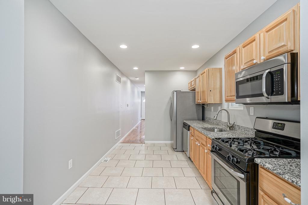 1227 24TH STREET