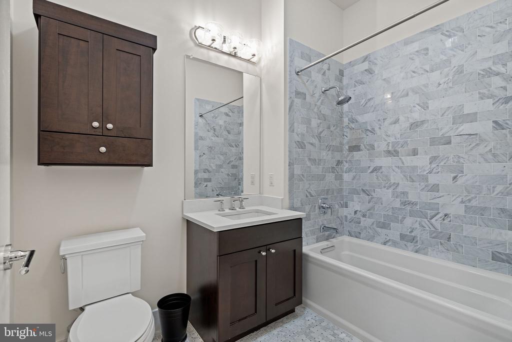 410 S FRONT STREET 209