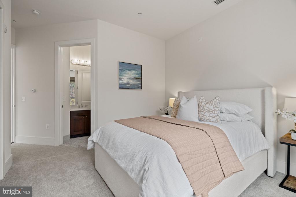 410 S FRONT STREET 209