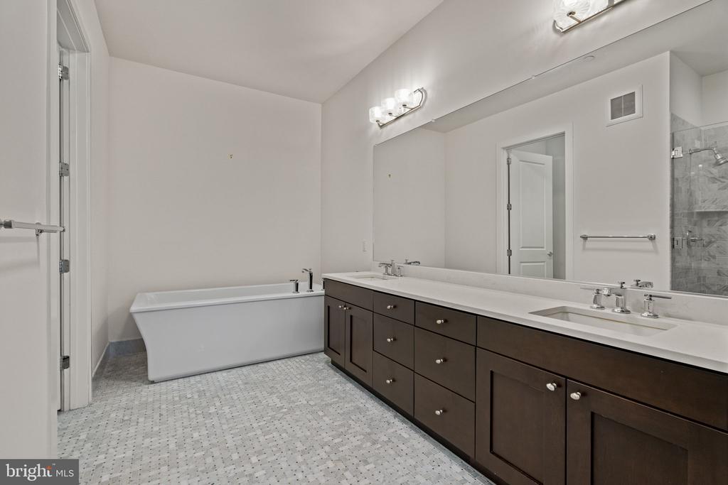 410 S FRONT STREET 209