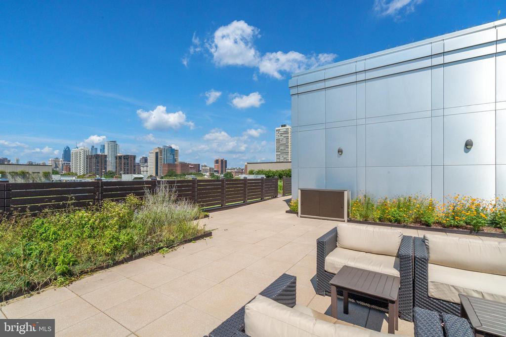 410 S FRONT STREET 209