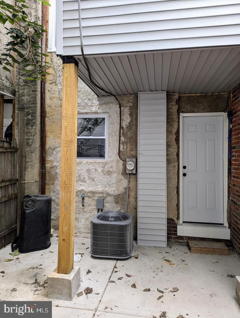 1539 S STILLMAN STREET