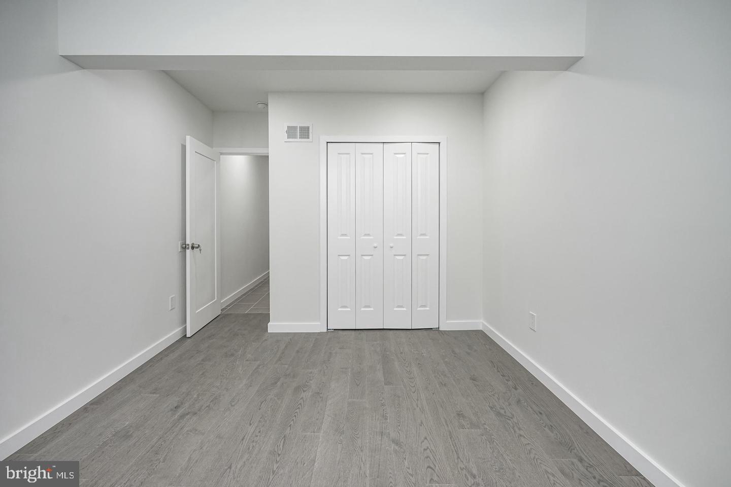 1831 POINT BREEZE AVENUE 1