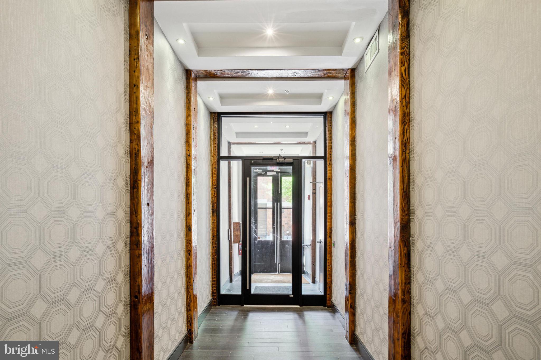 233 CHESTNUT STREET 4