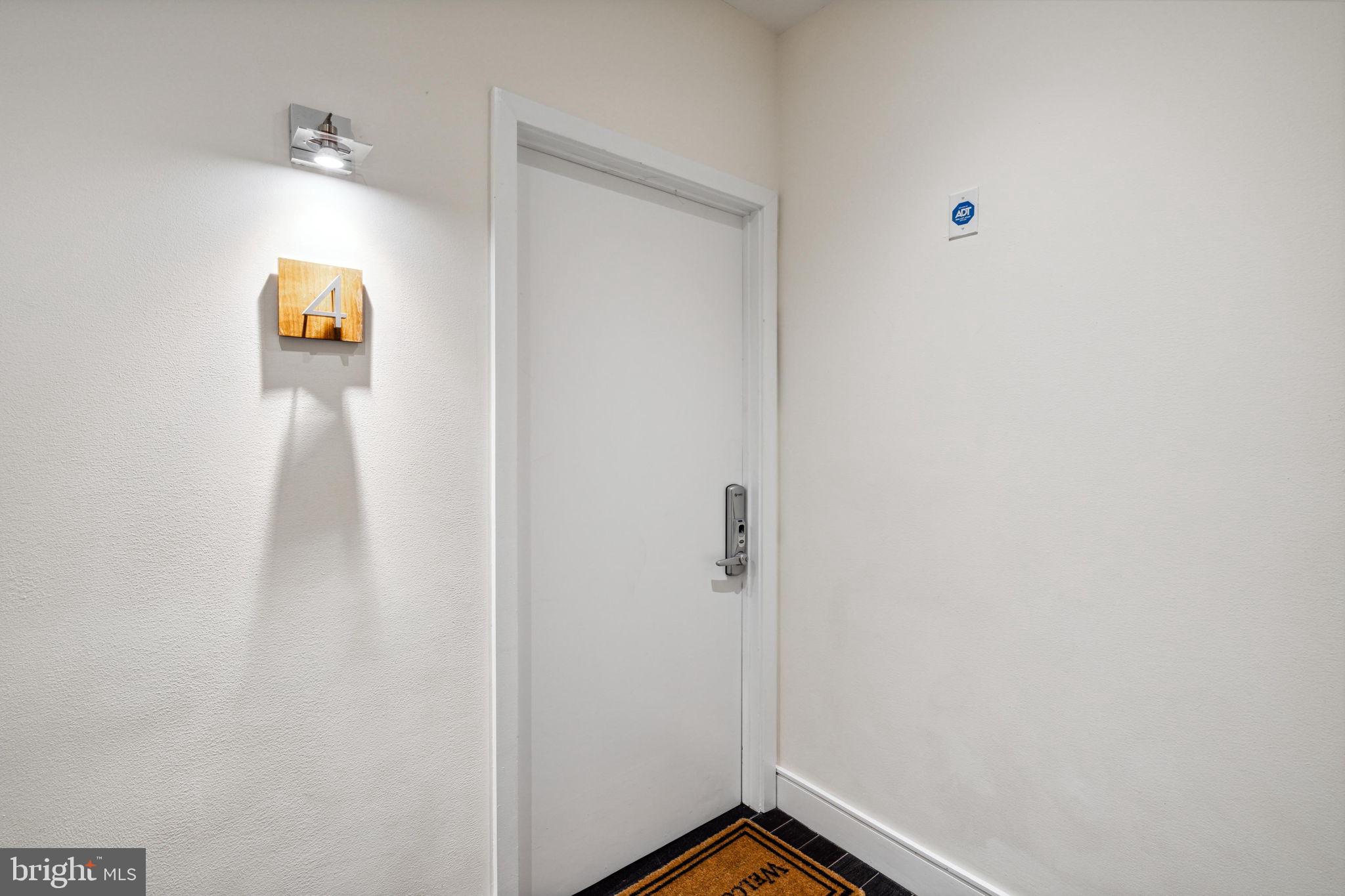 233 CHESTNUT STREET 4