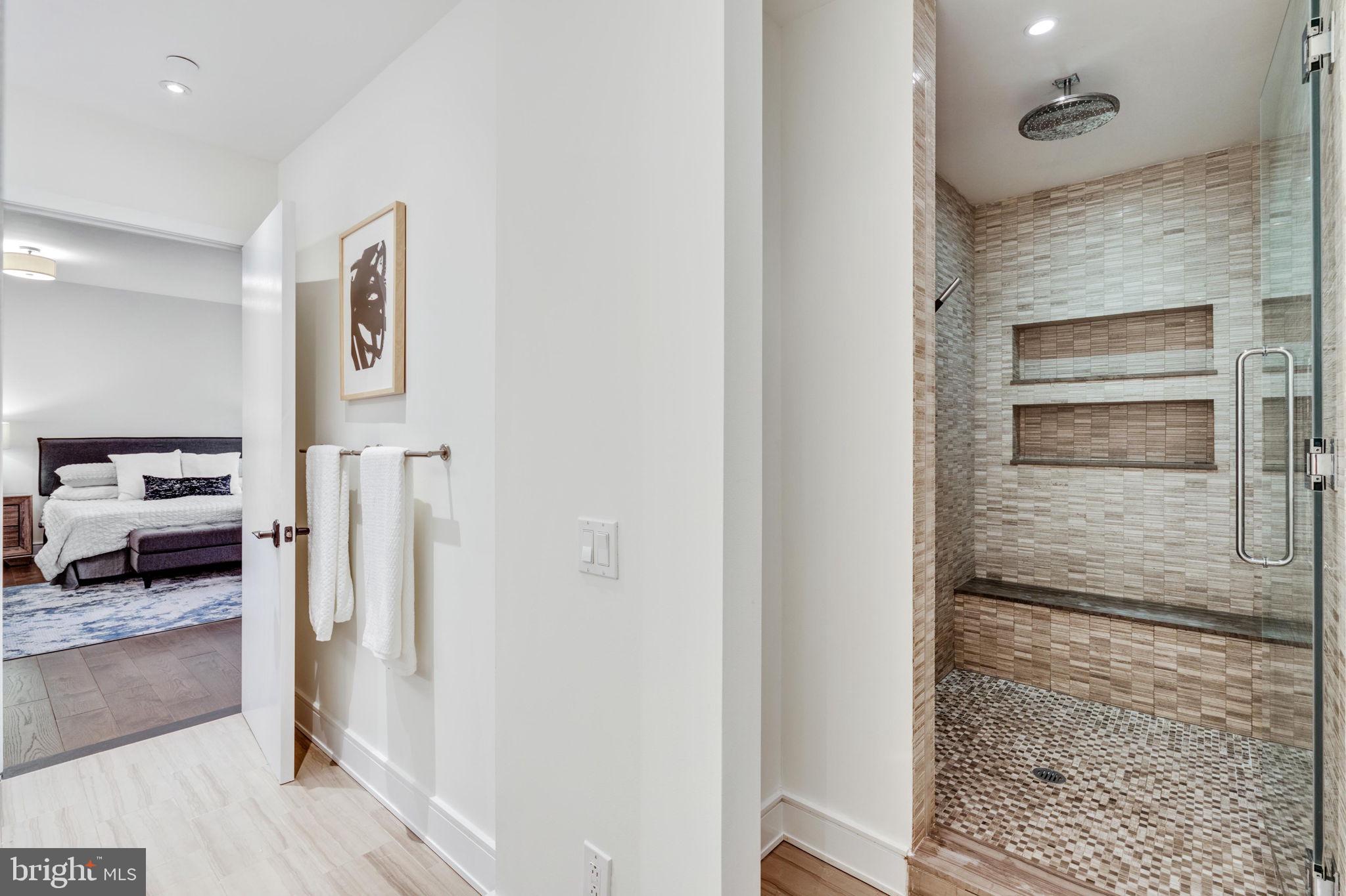 233 CHESTNUT STREET 4