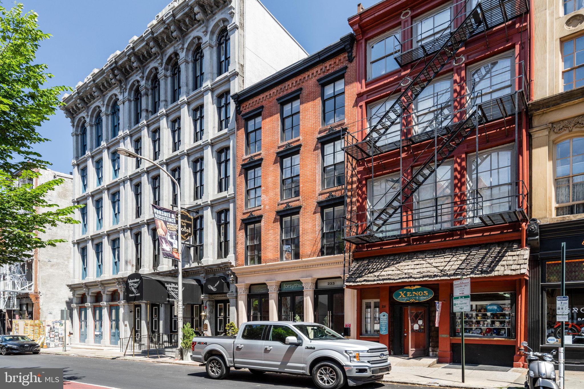 233 CHESTNUT STREET 4